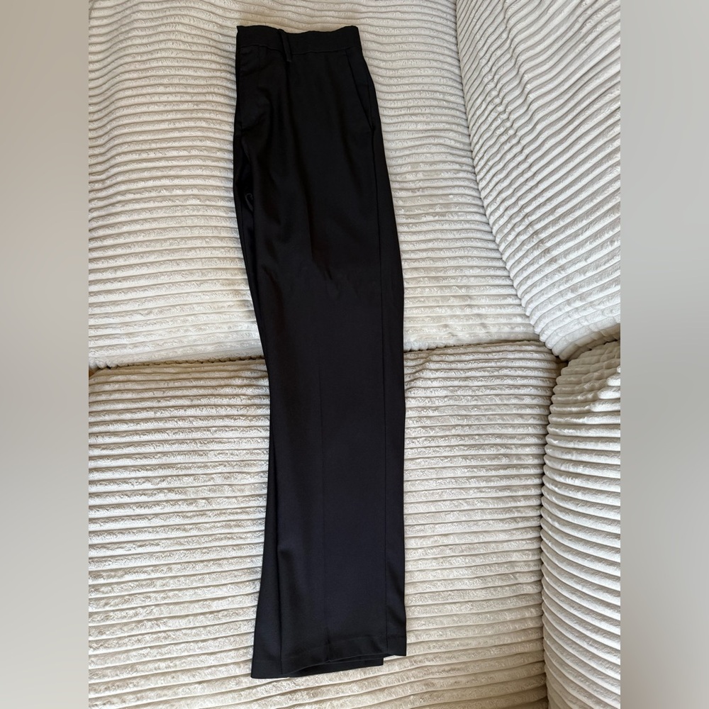 Haggar Men's Sleek Black Dress Pants